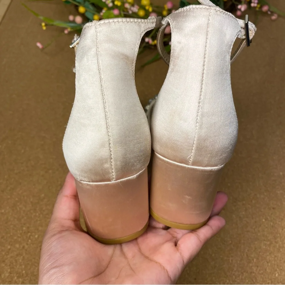 Jewel Badgley Mischka Cream Heels with Crystal Embellishments - Picture 13 of 13